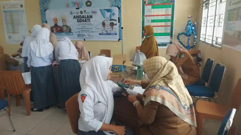 Screening Kesehatan Gratis Warnai Peringatan Hari Jadi Sulawesi Selatan ke-356 di SMAN 20 Gowa